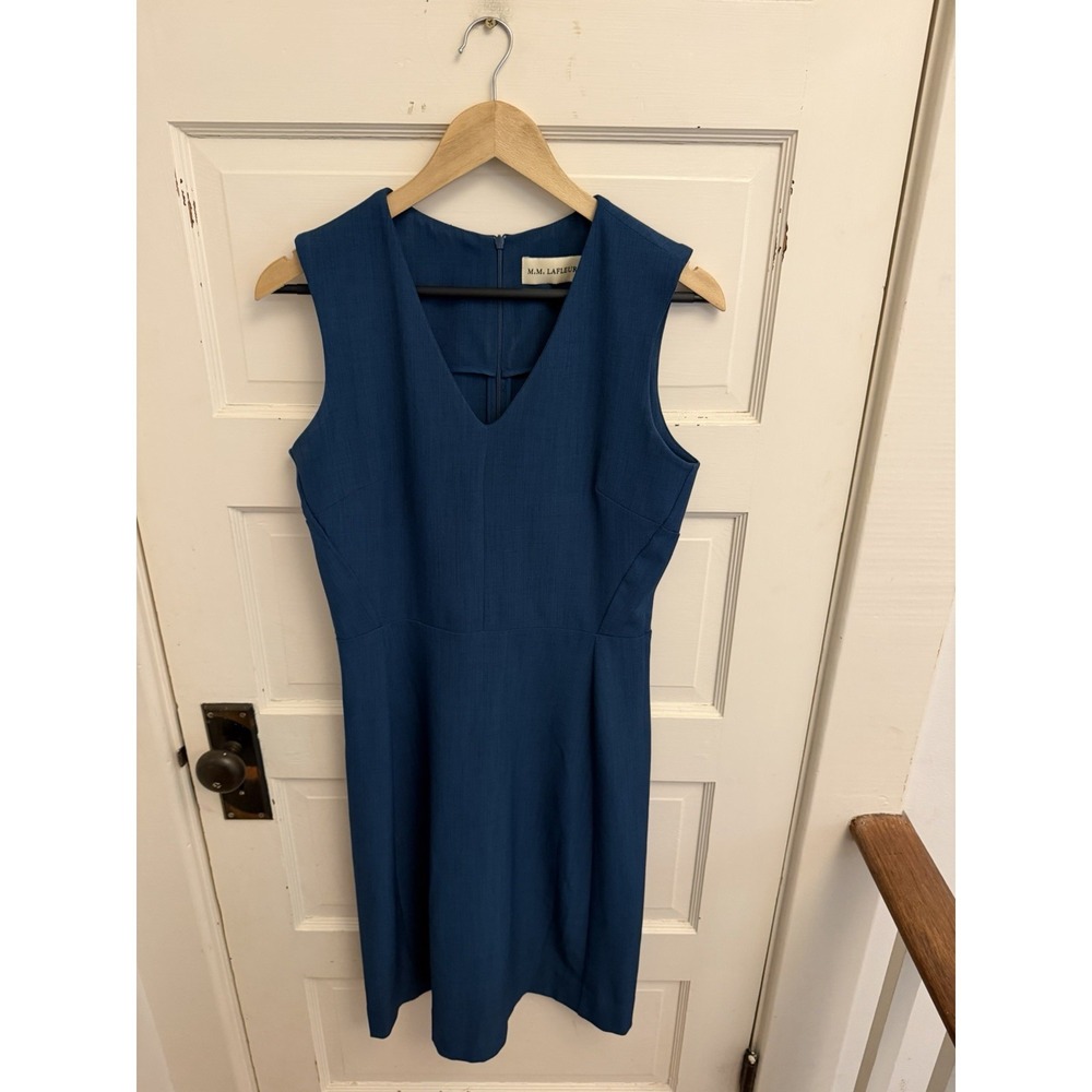 MM. LaFleur Women's Blue V-Neck Sleeveless Sheath Workwear Dress Size 8
